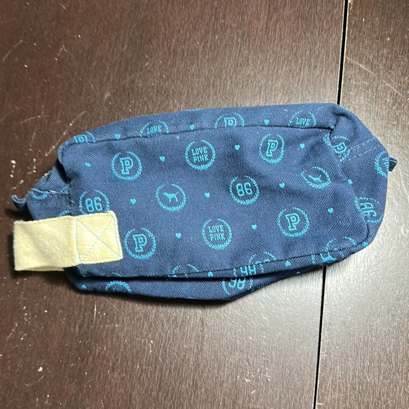 Victoria Secret Love University Canvas Make up bag - Picture 2 of 4